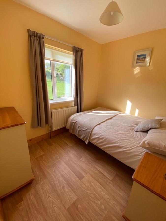 Heather Cottage, Creeslough Exteriör bild